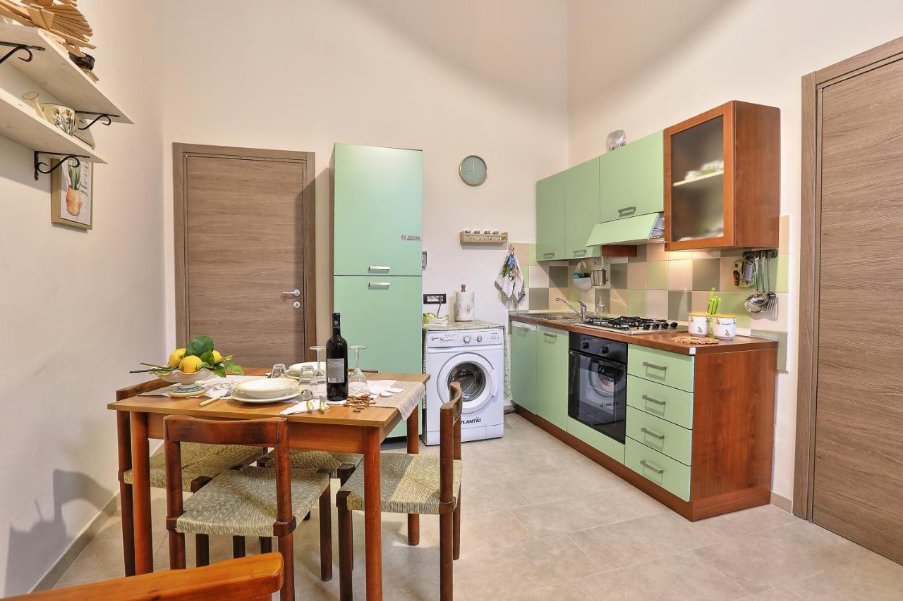 דירות אבולה Casa Francesca מראה חיצוני תמונה